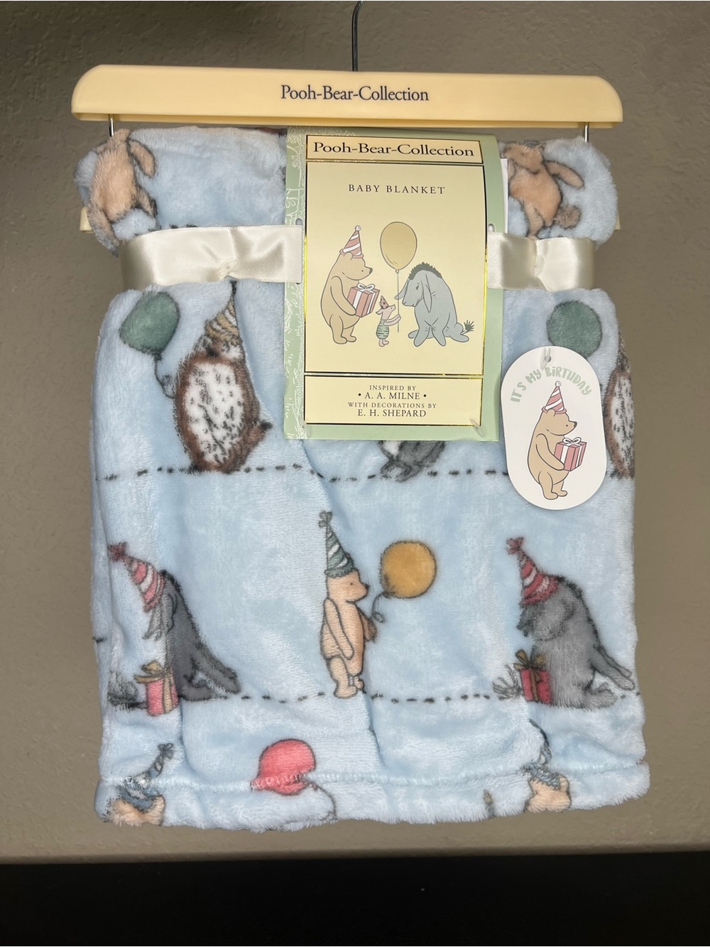 NEW Pooh Bear Collection Winnie the Pooh Blue Birthday and Balloons Baby Blanket